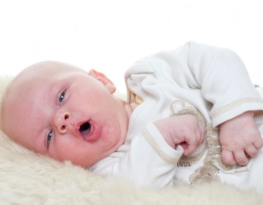 Trẻ sơ sinh bị ho nghẹt mũi: Nguyên nhân, biến chứng và cách chữa trị