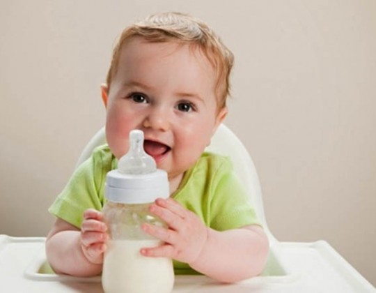 Sữa công thức nào tốt cho trẻ? Bật mí loại sữa mát, dễ uống, cho bé tăng cân đều?