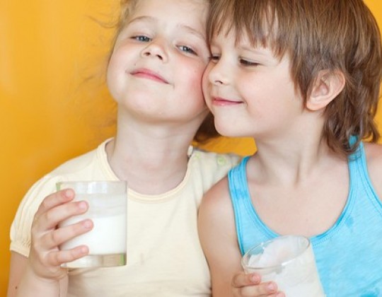 [MỚI NHẤT] Sữa bột cho trẻ từ 6 tuổi trở lên loại nào tốt?