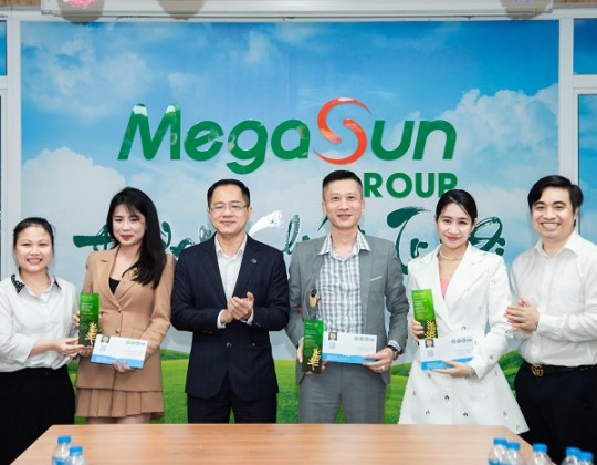 Sữa Hoàng Gia Royal Ausnz tham dự hội nghị khai xuân Quý Mão 2023 do Megasun Group tổ chức