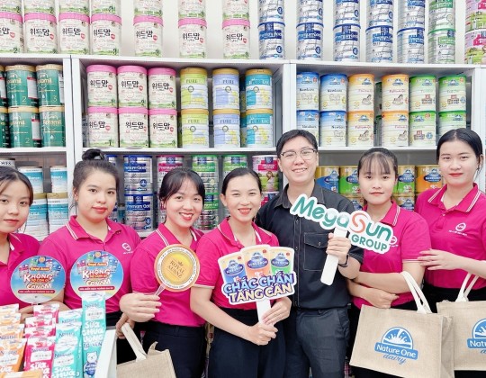 Buổi đào tạo kiến thức sản phẩm của Sữa Hoàng Gia Royal Ausnz tại hệ thống shop mẹ và bé Binben