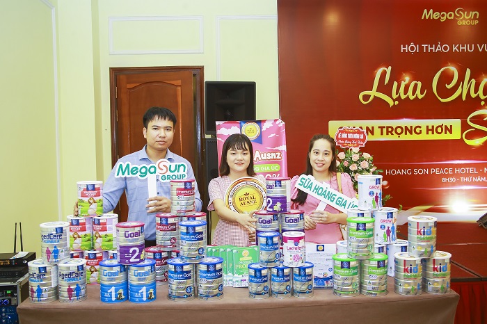 Sữa Hoàng Gia vinh dự góp mặt tại Hội nghị khách hàng Megasun “Lựa chọn đúng quan trọng hơn sự nỗ lực”