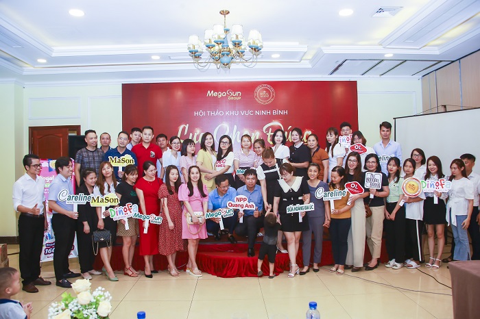 Sữa Hoàng Gia vinh dự góp mặt tại Hội nghị khách hàng Megasun “Lựa chọn đúng quan trọng hơn sự nỗ lực”