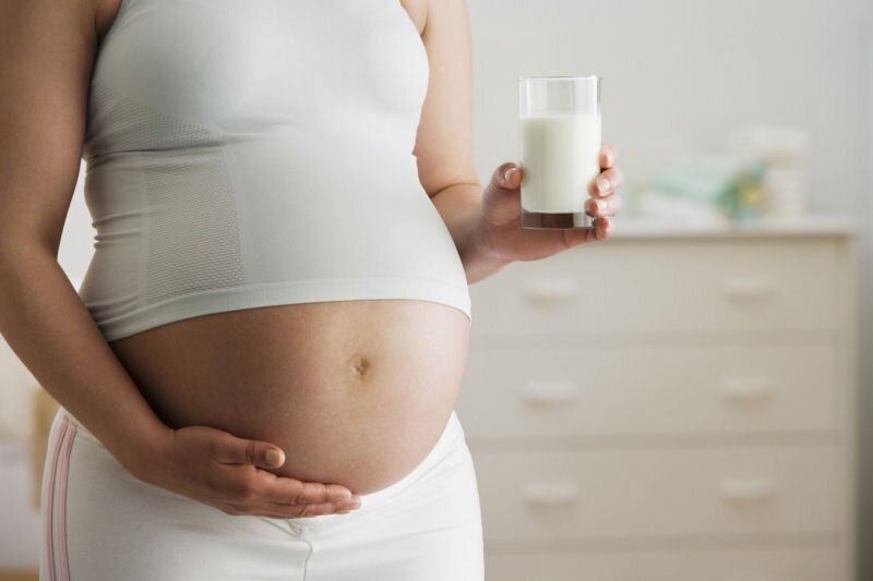 Mẹ bầu nên sử dụng thử sữa bầu để xem mình có phù hợp với loại sữa đó không