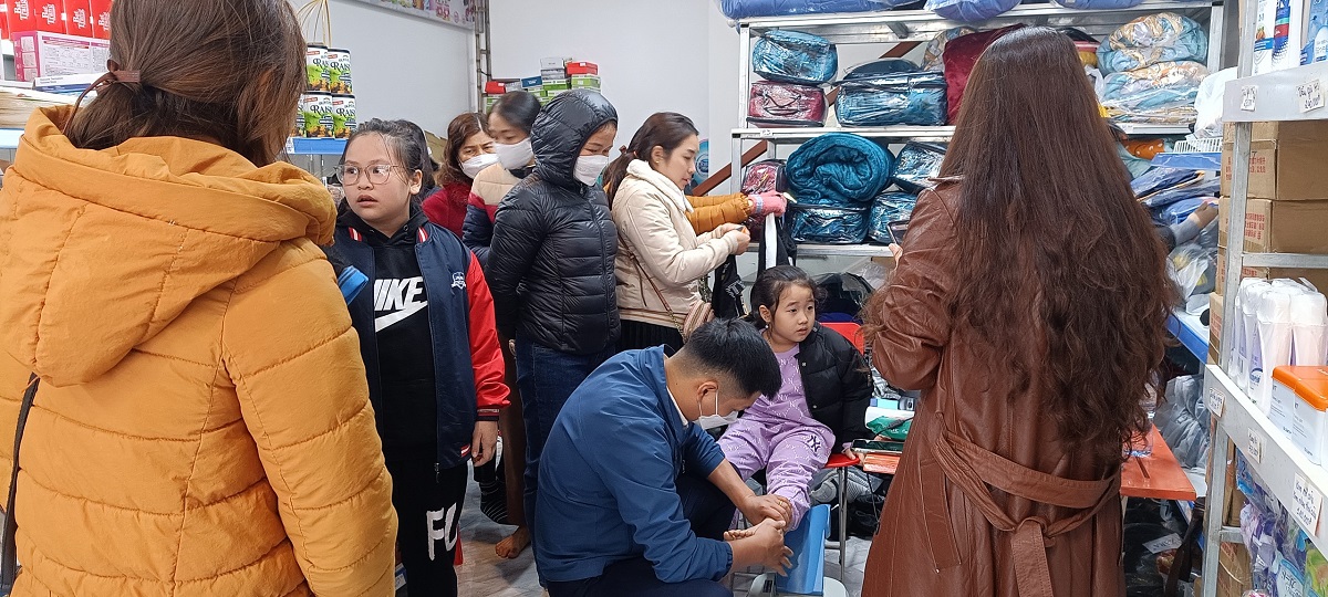 Chuyến Trade Anh Show mang thương hiệu Royal Ausnz đã có mặt tại MiuMart – Hà Tĩnh 