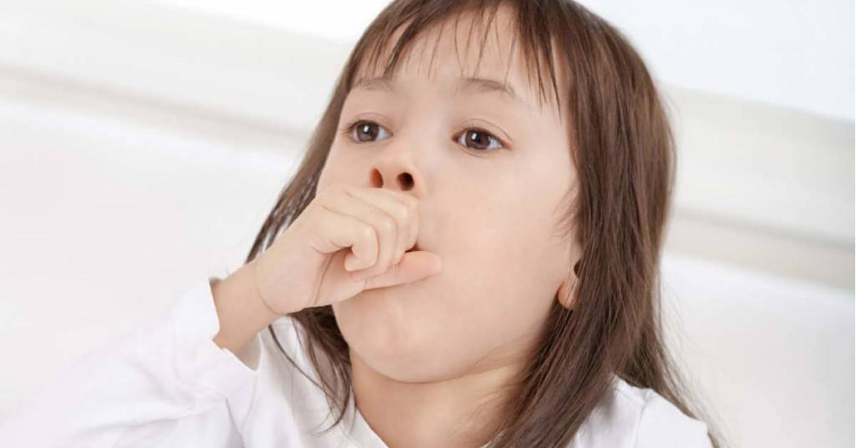 nguyên nhân và dấu hiệu nhận biết trẻ bị ho và sổ mũi