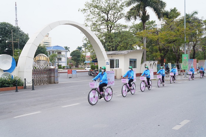 Roadshow hoành tráng tại Cute Baby