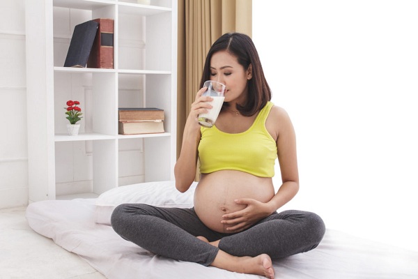 Sữa bầu cung cấp hàm lượng sắt cần thiết cho bà bầu