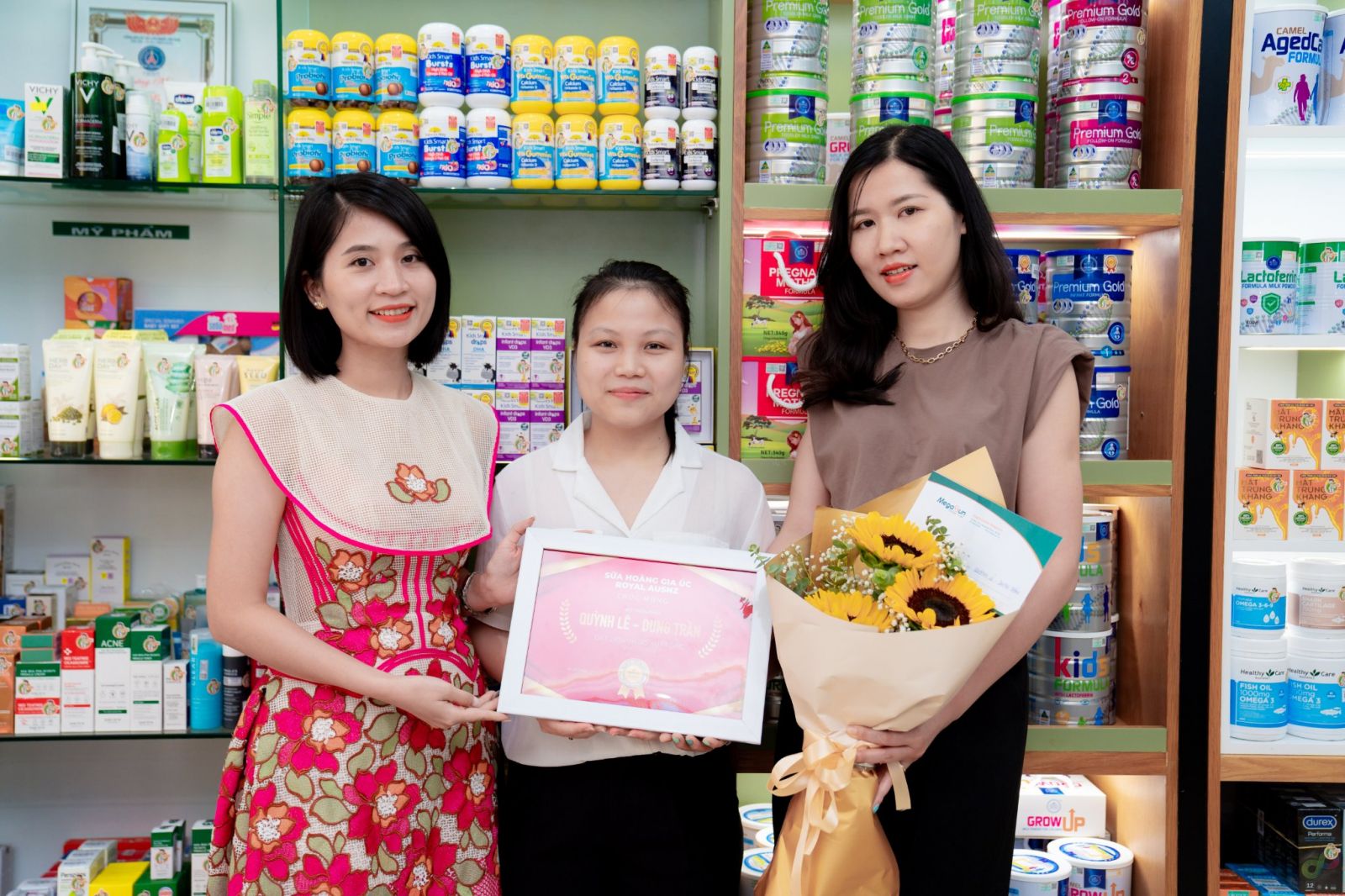 Sữa Hoàng Gia Úc tổ chức “Sơ kết 6 tháng đầu năm 2022 - công tác triển khai phân phối sữa sạch Royal Ausnz”