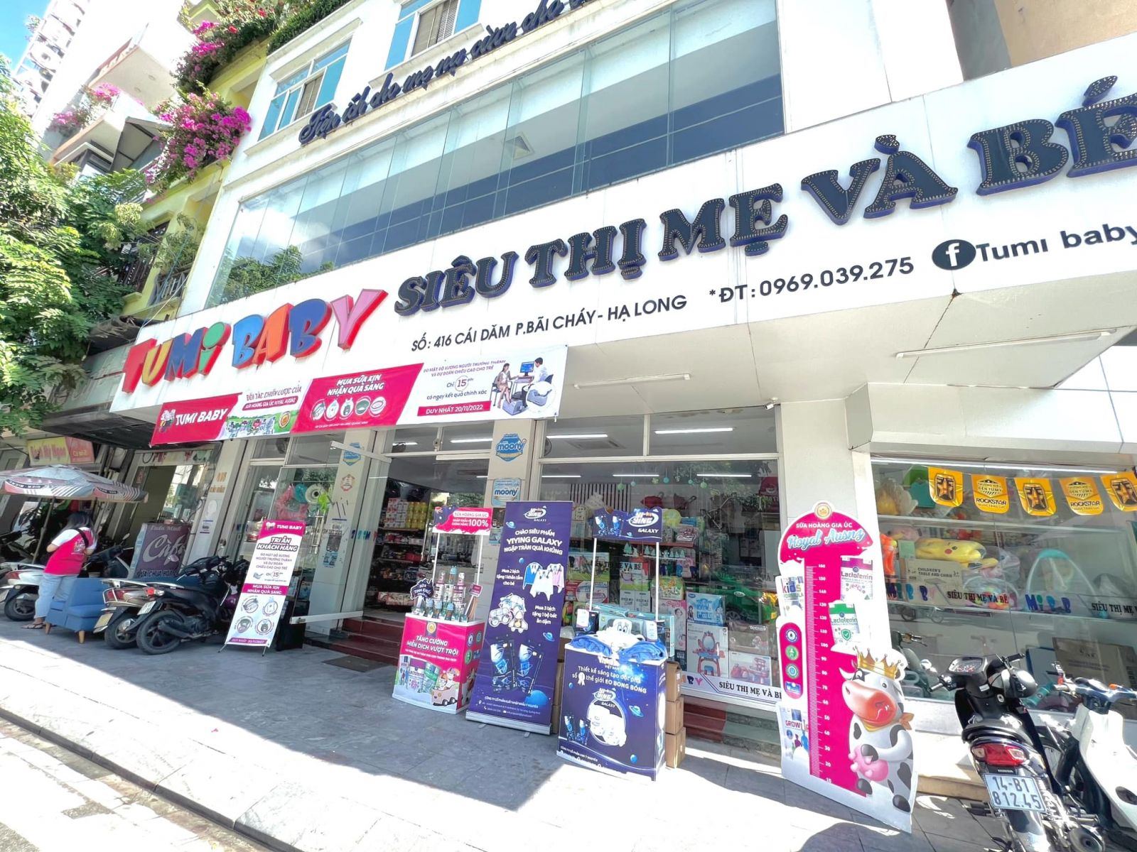 Sữa Hoàng Gia và hành trình Trade & Show tri ân khách hàng tại Tumi Baby Shop Quảng Ninh