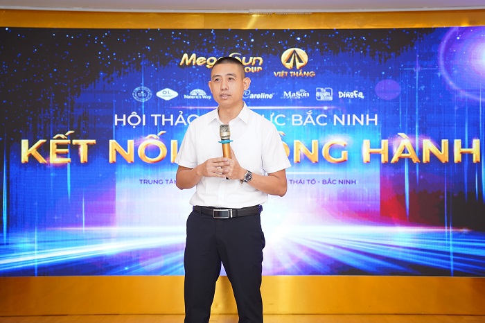 Hội nghị vô cùng vinh dự khi không chỉ nhận được sự quan tâm và góp mặt của đại diện những nhãn hàng trong “đại gia đình” Megasun Group như Nature’s Way, Careline, Olympian Labs, Mason Natural, Dinofa, Nhị Nguyên Đường… mà còn nhận được sự ủng hộ của rất nhiều khách hàng và đối tác chiến lược khu vực Bắc Ninh.