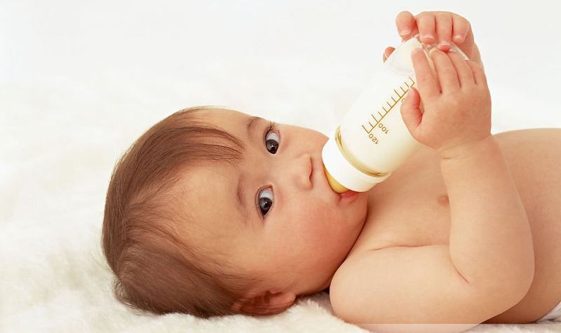 Mỗi ngày 1 ly sữa non: Liều vắc xin tự nhiên tuyệt đối an toàn cho bé