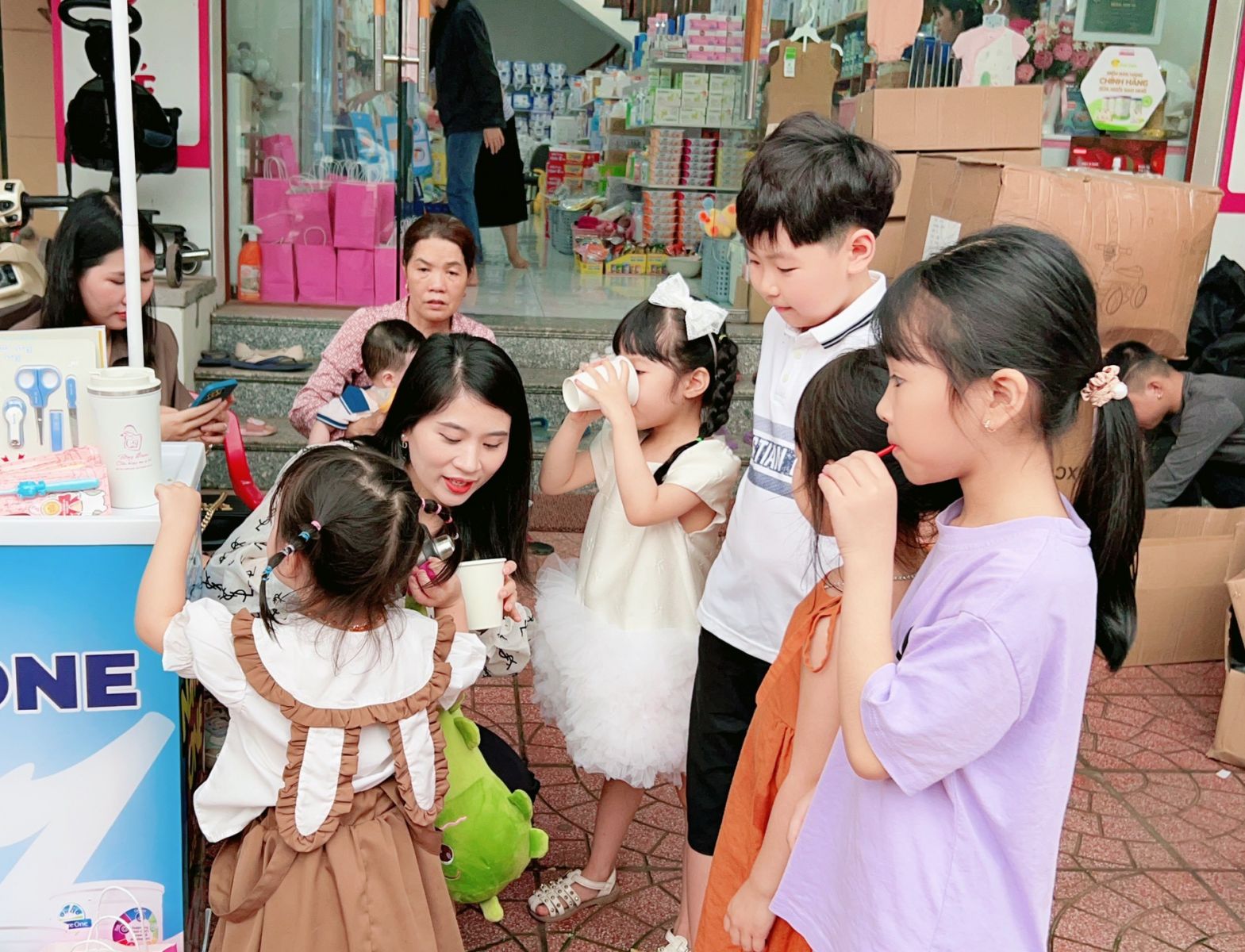 Thử sữa ngon - Rinh quà xịn tại shop Bông House – Bắc Giang