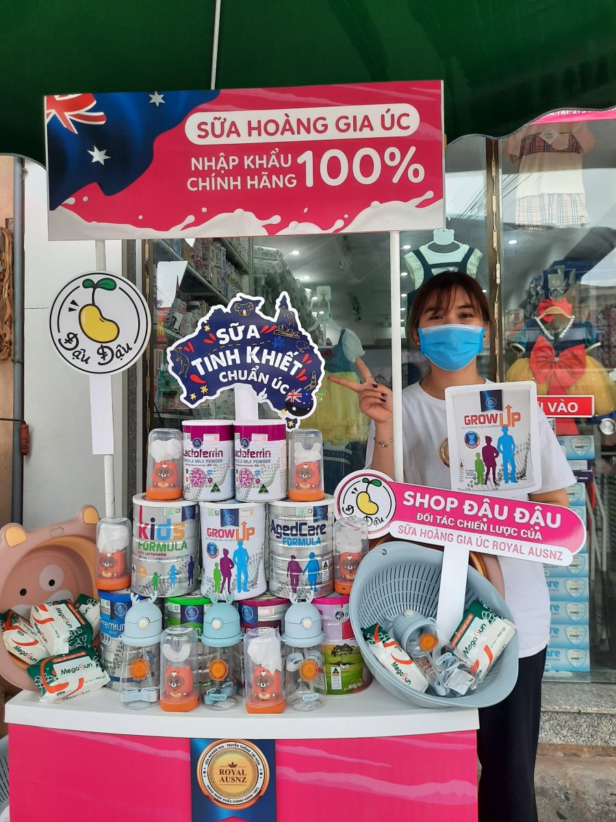 Trade & Show Sữa Hoàng Gia tại Shop Đậu Đậu