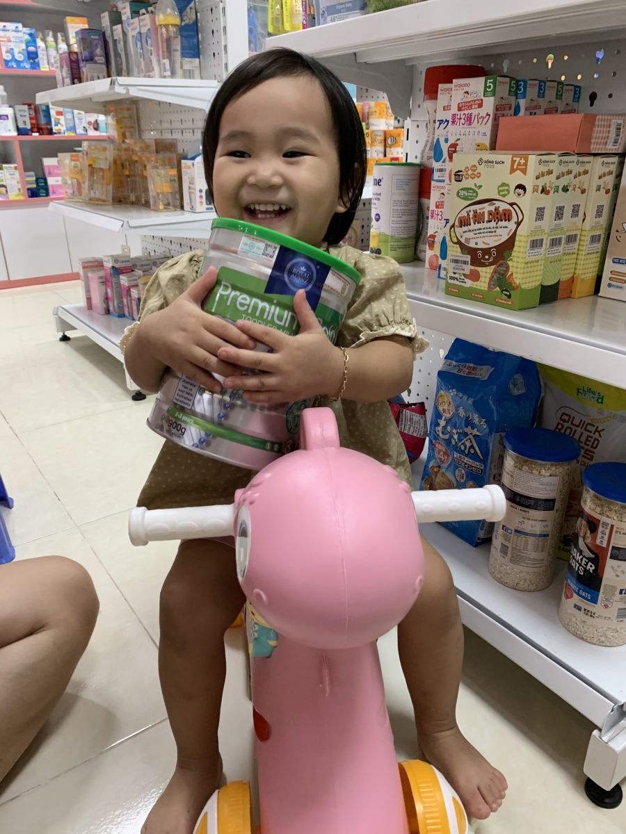 Trade & Show của sữa Hoàng Gia