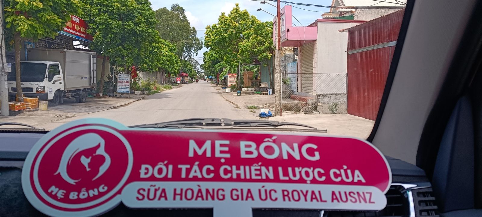 Trade & Show của sữa Hoàng Gia